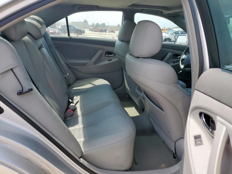 4T4BF3EK3BR139684 - 2011 TOYOTA CAMRY BASE 银色 照片 10