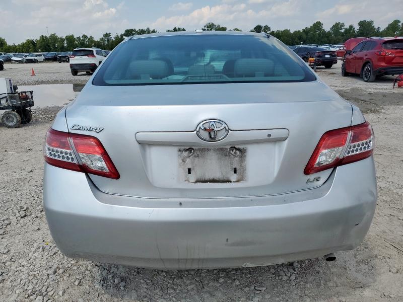 4T4BF3EK3BR139684 - 2011 TOYOTA CAMRY BASE 银色 照片 6