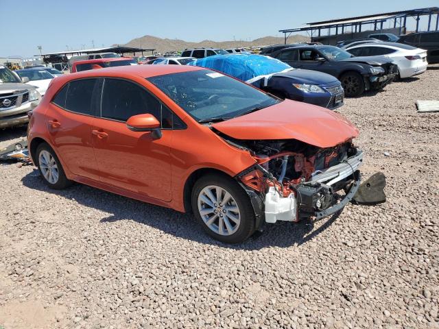 JTND4MBE5P3214007 - 2023 TOYOTA COROLLA SE ORANGE photo 4