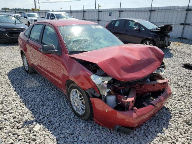 1FAHP3FN6AW151030 - 2010 FORD FOCUS SE RED photo 1