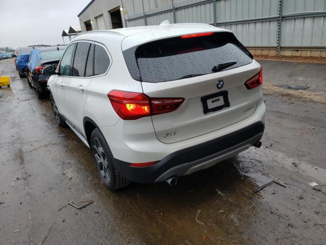 WBXHU7C56K5L11898 - 2019 BMW X1 SDRIVE28I WHITE photo 2