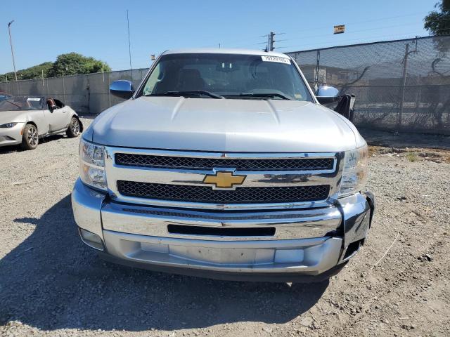 1GCRCSE09DZ361943 - 2013 CHEVROLET SILVERADO C1500 LT 银色 照片 5