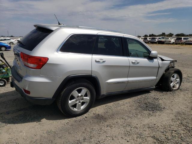 1C4RJFAG8DC593775 - 2013 JEEP GRAND CHER LAREDO SILVER photo 3