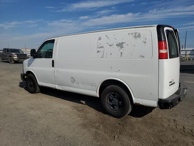 1GCFH154481157928 - 2008 CHEVROLET EXPRESS G1 WHITE photo 2