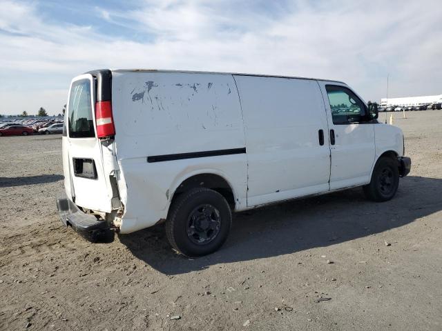 1GCFH154481157928 - 2008 CHEVROLET EXPRESS G1 WHITE photo 3