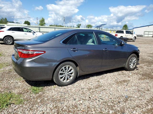 4T1BF1FK8GU179019 - 2016 TOYOTA CAMRY LE 灰色 照片 3