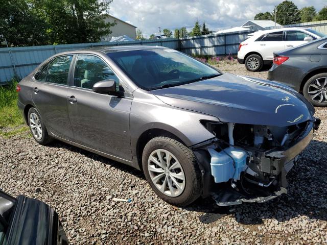 4T1BF1FK8GU179019 - 2016 TOYOTA CAMRY LE 灰色 照片 4