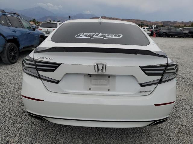 1HGCV1F39JA149767 - 2018 HONDA ACCORD SPORT WHITE photo 6