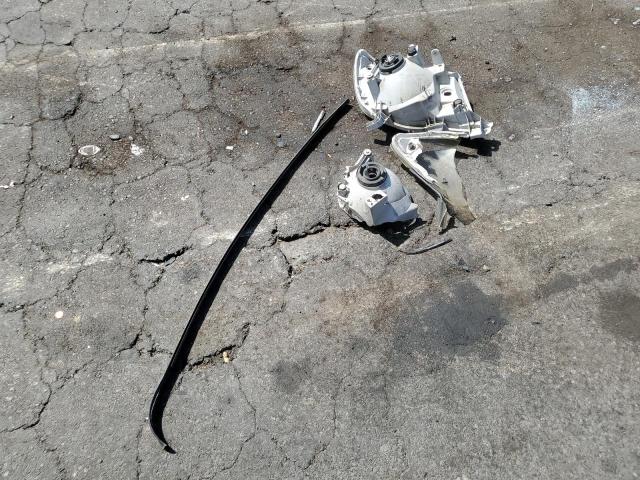 5TETU62N79Z595794 - 2009 TOYOTA TACOMA PRERUNNER ACCESS CAB WHITE photo 12