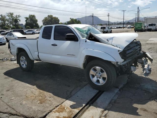 5TETU62N79Z595794 - 2009 TOYOTA TACOMA PRERUNNER ACCESS CAB WHITE photo 4