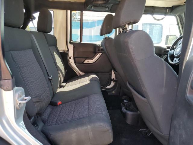 1J4BA5H16BL521963 - 2011 JEEP WRANGLER U SAHARA SILVER photo 10