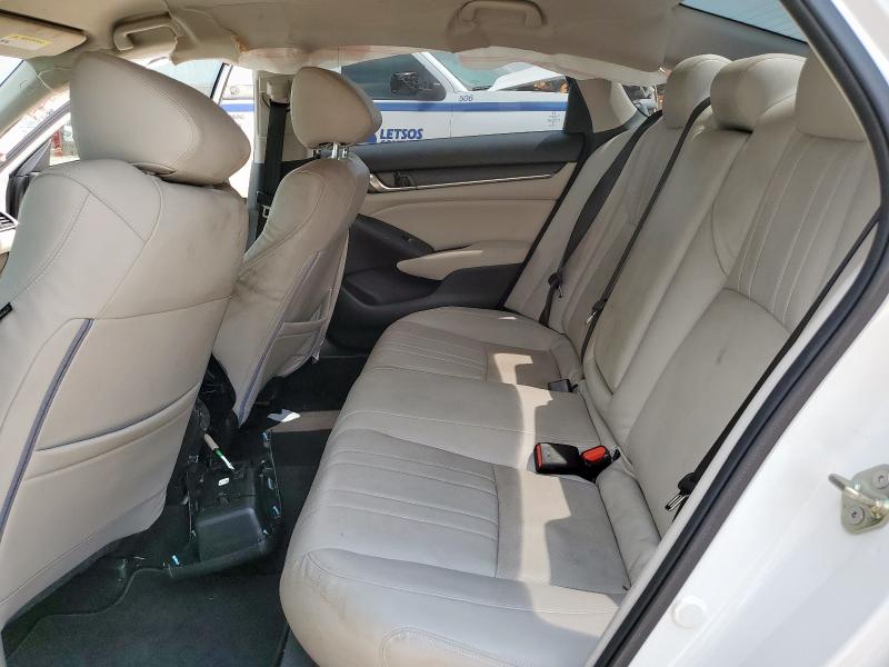 1HGCV1F13KA044111 - 2019 HONDA ACCORD LX WHITE photo 10