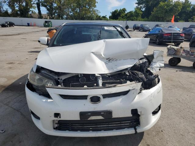 JTKJF5C79C3030036 - 2012 TOYOTA SCION TC WHITE photo 5