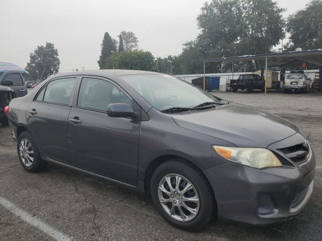 5YFBU4EE3DP164718 - 2013 TOYOTA COROLLA BASE GRAY photo 4