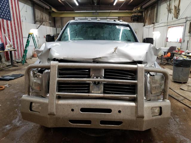 3C6UR5JL6JG156271 - 2018 RAM 2500 SLT ვერცხლისფერი ფოტო 5