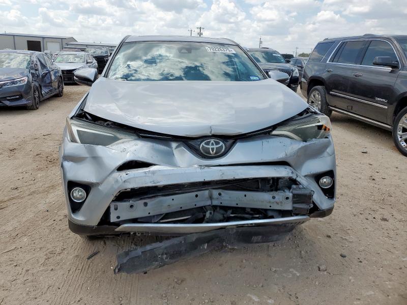 2T3WFREV5HW401195 - 2017 TOYOTA RAV4 XLE SILVER photo 5