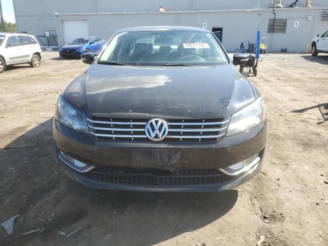 1VWCN7A3XDC120129 - 2013 VOLKSWAGEN PASSAT SEL შავი ფოტო 5