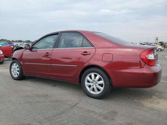 JTDBE32K420096616 - 2002 TOYOTA CAMRY LE BURGUNDY photo 2