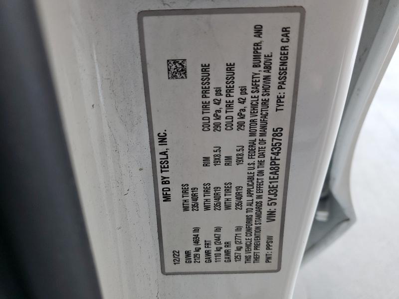 5YJ3E1EA8PF435785 - 2023 TESLA MODEL 3 WHITE photo 12