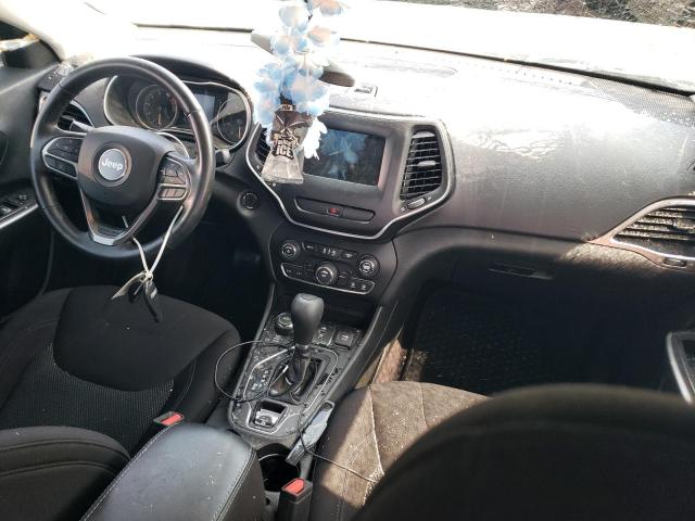 1C4PJMCX6KD191477 - 2019 JEEP CHEROKEE LATITUDE SILVER photo 8