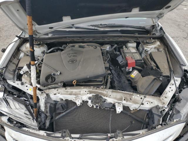 4T1BZ1HK5KU027048 - 2019 TOYOTA CAMRY XSE 白色 照片 11