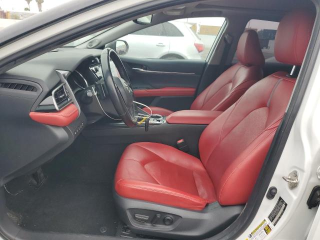 4T1BZ1HK5KU027048 - 2019 TOYOTA CAMRY XSE 白色 照片 7