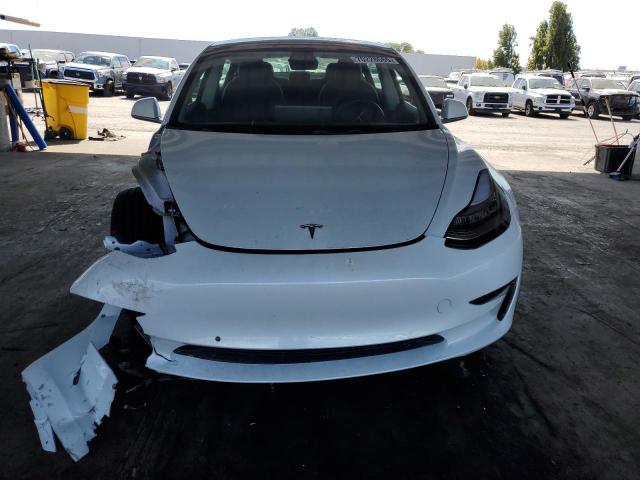 5YJ3E1EB1KF511154 - 2019 TESLA MODEL 3 WHITE photo 5