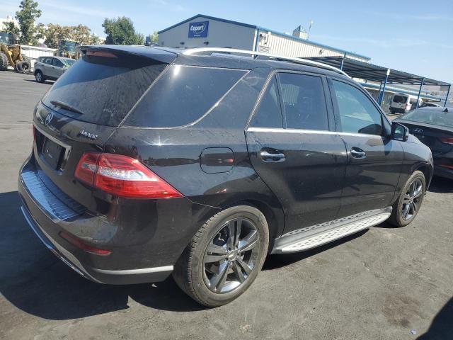 4JGDA5HB4FA607034 - 2015 MERCEDES-BENZ ML 350 4MATIC BLACK photo 3