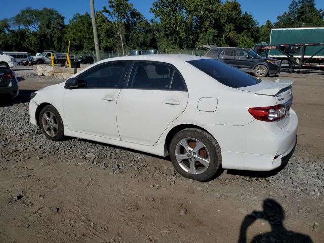 2T1BU4EE7CC862652 - 2012 TOYOTA COROLLA BASE WHITE photo 2
