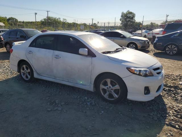 2T1BU4EE7CC862652 - 2012 TOYOTA COROLLA BASE WHITE photo 4