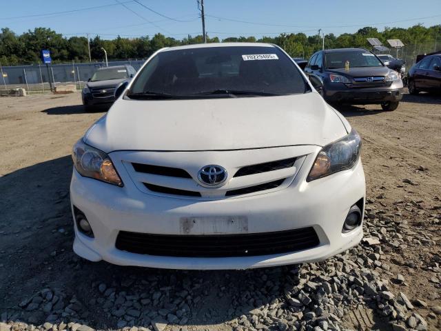 2T1BU4EE7CC862652 - 2012 TOYOTA COROLLA BASE WHITE photo 5