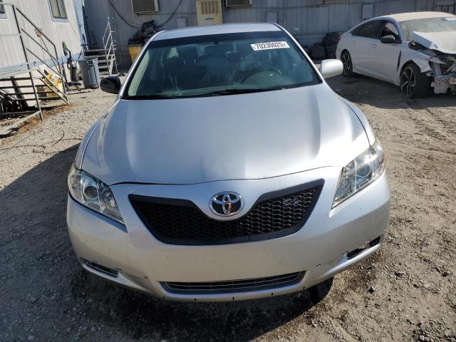 4T1BE46K19U885837 - 2009 TOYOTA CAMRY BASE SILVER photo 5