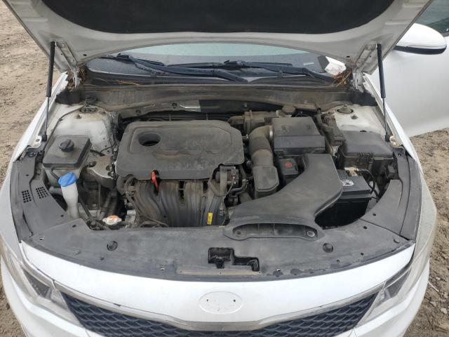 5XXGT4L32JG194999 - 2018 KIA OPTIMA LX WHITE photo 11