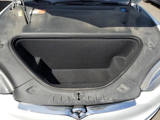 5YJSA1E18GF157803 - 2016 TESLA MODEL S 白色 照片 11