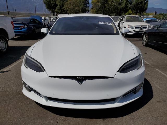 5YJSA1E18GF157803 - 2016 TESLA MODEL S 白色 照片 5