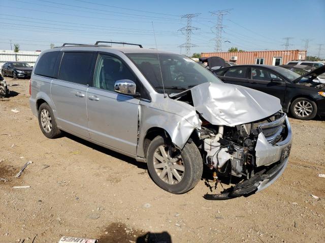 2A4RR8DG2BR733558 - 2011 CHRYSLER TOWN & COU TOURING L SILVER photo 4