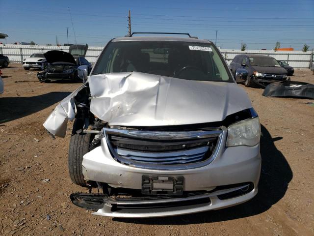 2A4RR8DG2BR733558 - 2011 CHRYSLER TOWN & COU TOURING L SILVER photo 5