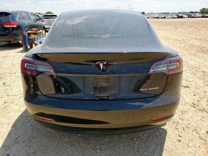 5YJ3E1EB8JF127239 - 2018 TESLA MODEL 3 შავი ფოტო 6