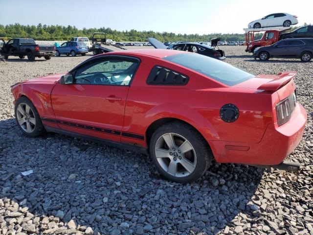 1ZVHT80N865143923 - 2006 FORD MUSTANG RED photo 2