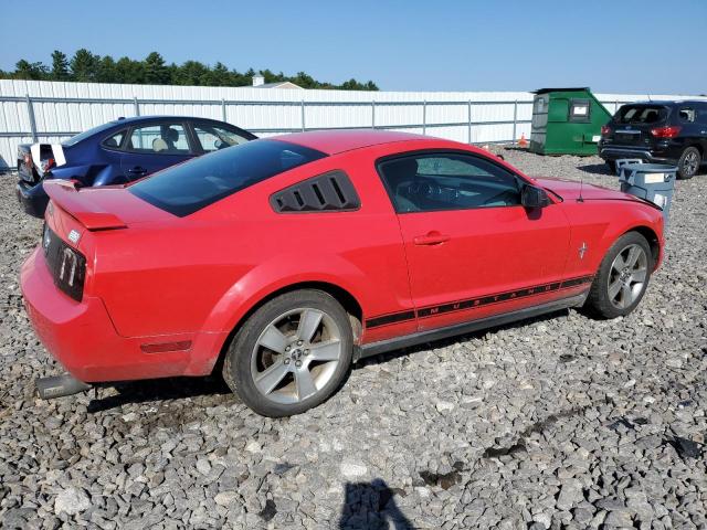 1ZVHT80N865143923 - 2006 FORD MUSTANG RED photo 3