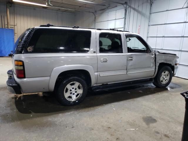 1GNEC16Z64J215186 - 2004 CHEVROLET SUBURBAN C1500 SILVER photo 3