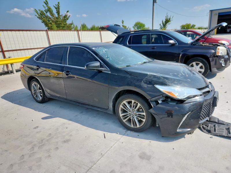 4T1BF1FK9HU710679 - 2017 TOYOTA CAMRY LE BLACK photo 4