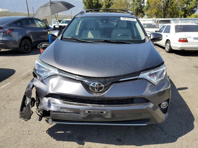 JTMWFREVXHJ106401 - 2017 TOYOTA RAV4 XLE GRAY photo 5