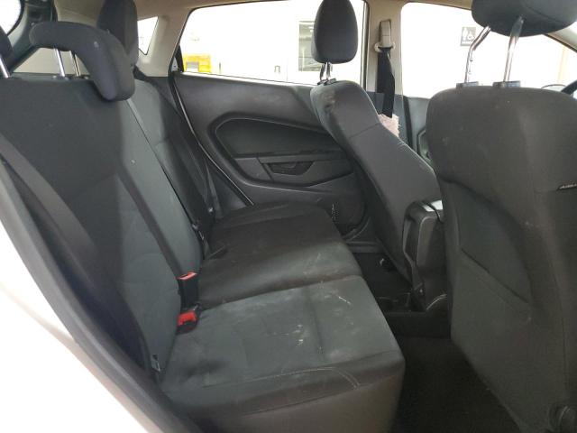 3FADP4EJ9JM115707 - 2018 FORD FIESTA SE WHITE photo 10