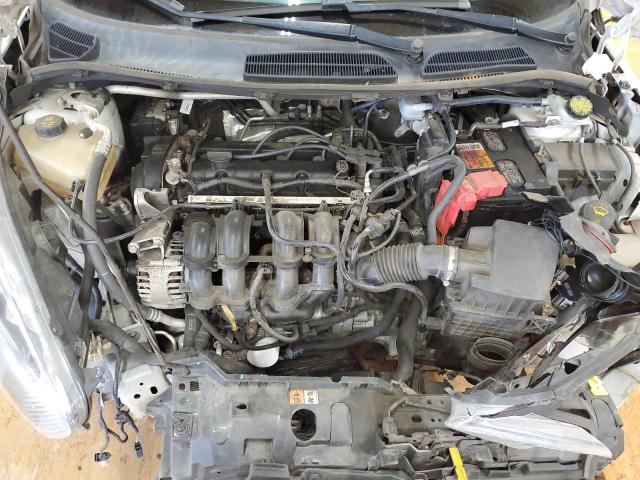 3FADP4EJ9JM115707 - 2018 FORD FIESTA SE WHITE photo 11