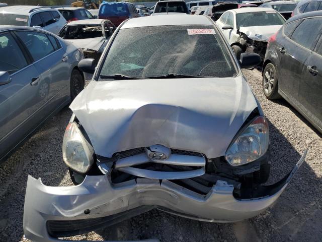 KMHCM36C29U114846 - 2009 HYUNDAI ACCENT GS ვერცხლისფერი ფოტო 5