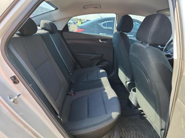 3KPC24A6XLE120742 - 2020 HYUNDAI ACCENT SE SILVER photo 10