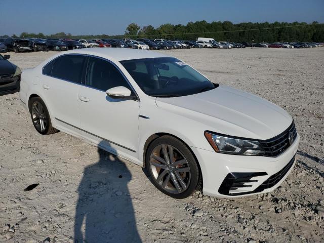 1VWDT7A38HC044359 - 2017 VOLKSWAGEN PASSAT R-LINE Белый фото 4
