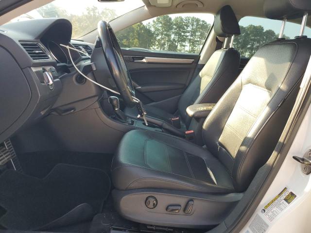 1VWDT7A38HC044359 - 2017 VOLKSWAGEN PASSAT R-LINE Белый фото 7