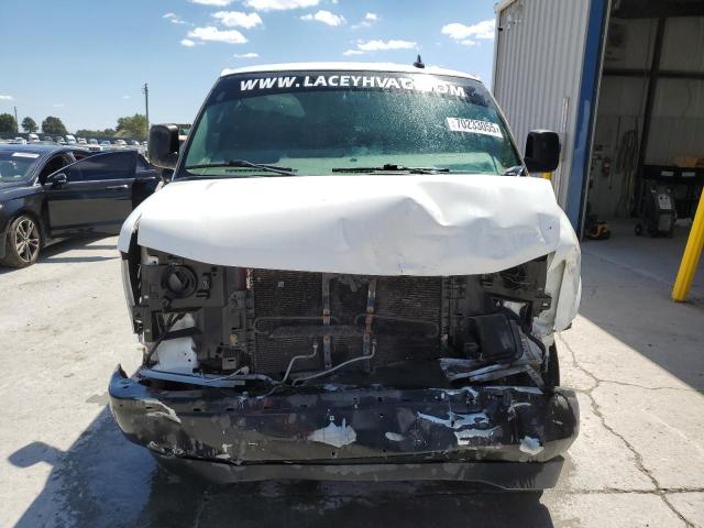1GCWGAFGXK1183355 - 2019 CHEVROLET EXPRESS G2500 თეთრი ფოტო 5